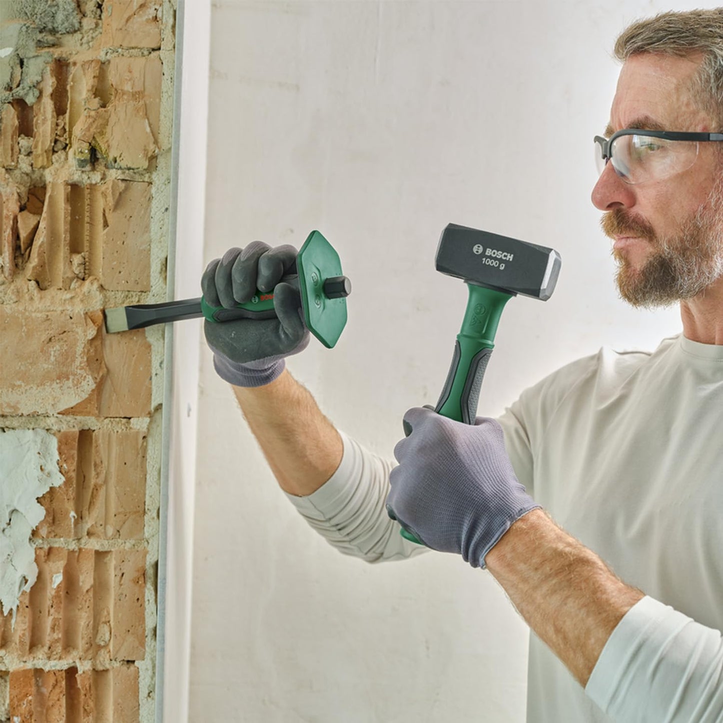 BOSCH 1000g Club Hammer Maximum Impact Power, Symmetric Carbon Steel Head, Ergonomic Soft Grip Handle For Comfort & Precision