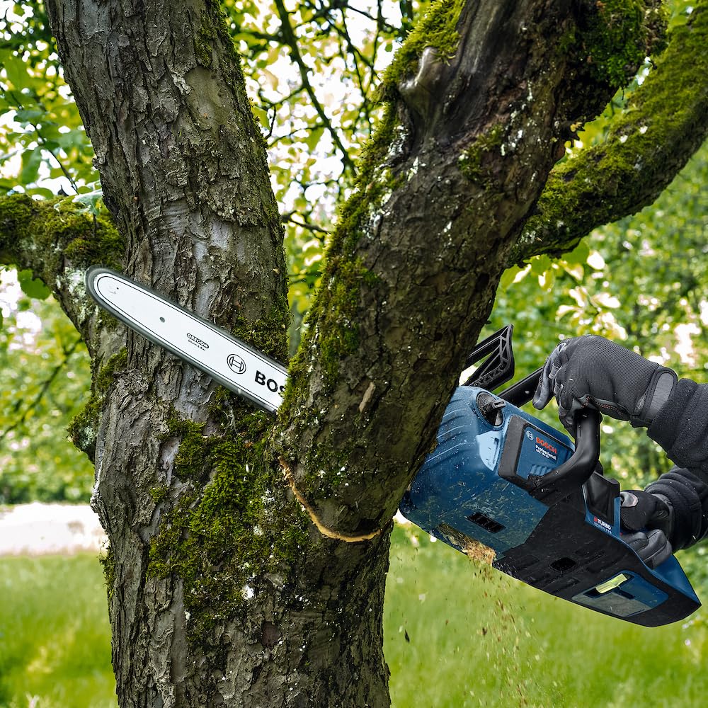 BOSCH GKE 18V-40 Cordless Chainsaw (Solo Tool) | Brushless Motor | OptiCut Tech | 36cm Cutting Length | 40cm Bar | 150ml Oil Tank | Without Battery & Charger