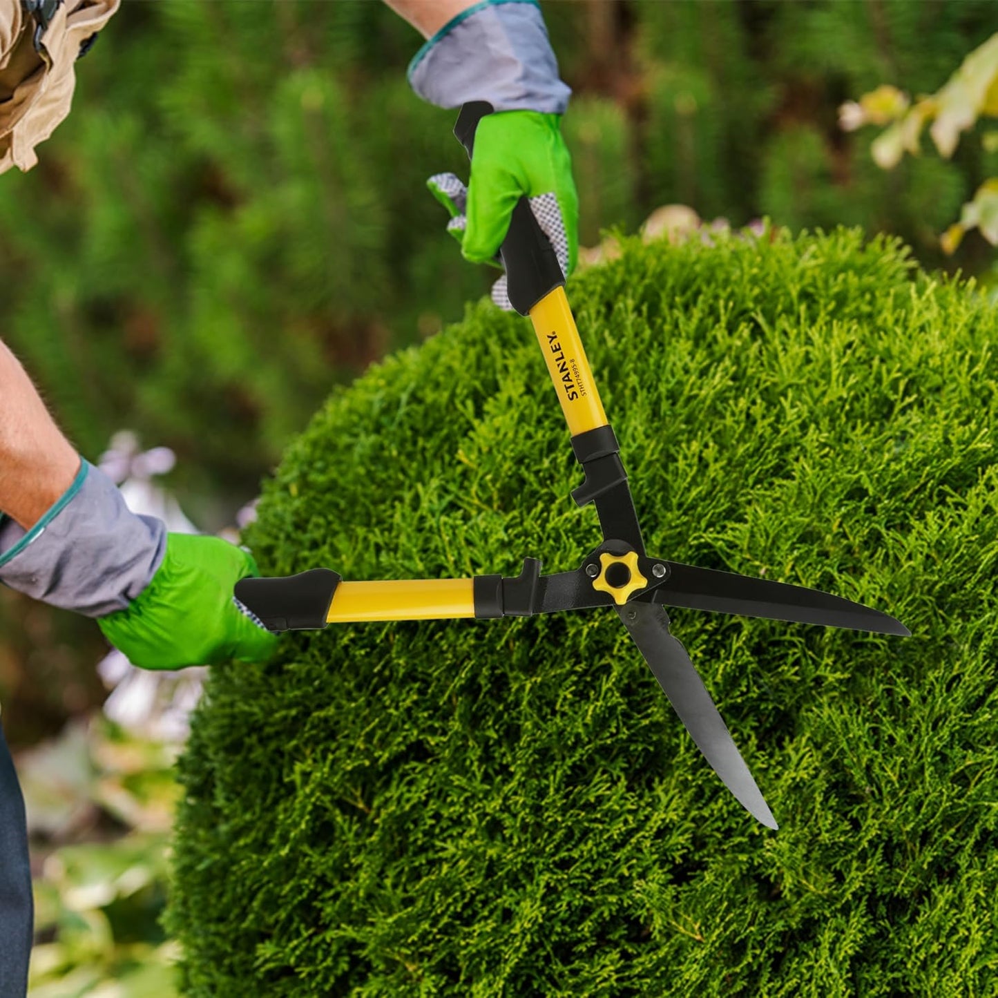 STANLEY STHT74995-8 8"/200 mm Hedge Shears, Carbon Steel Blade, Ideal for Cutting Branches of Trees, Shrubs & Bushes, Ergonomic Rubber Grip, YELLOW & BLACK