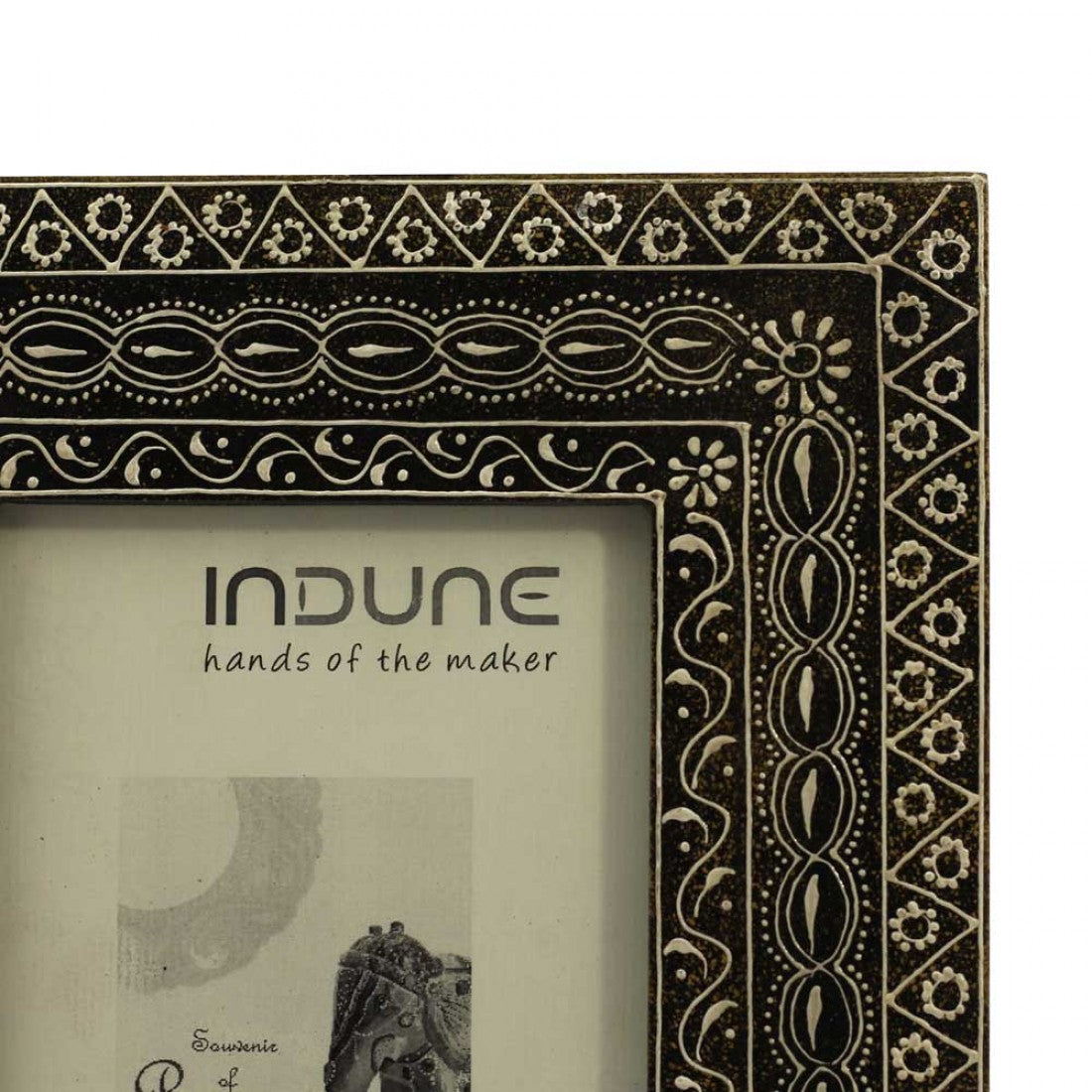 Traditional Wooden Photo Frame - Hand Painted 5 X 7 Inches