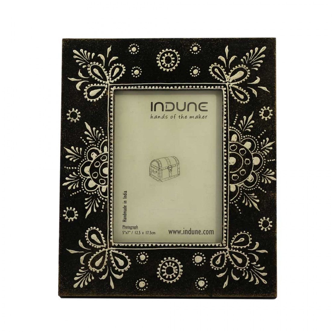 Traditional Wooden Photo Frame - Hand Painted 5 X 7 Inches