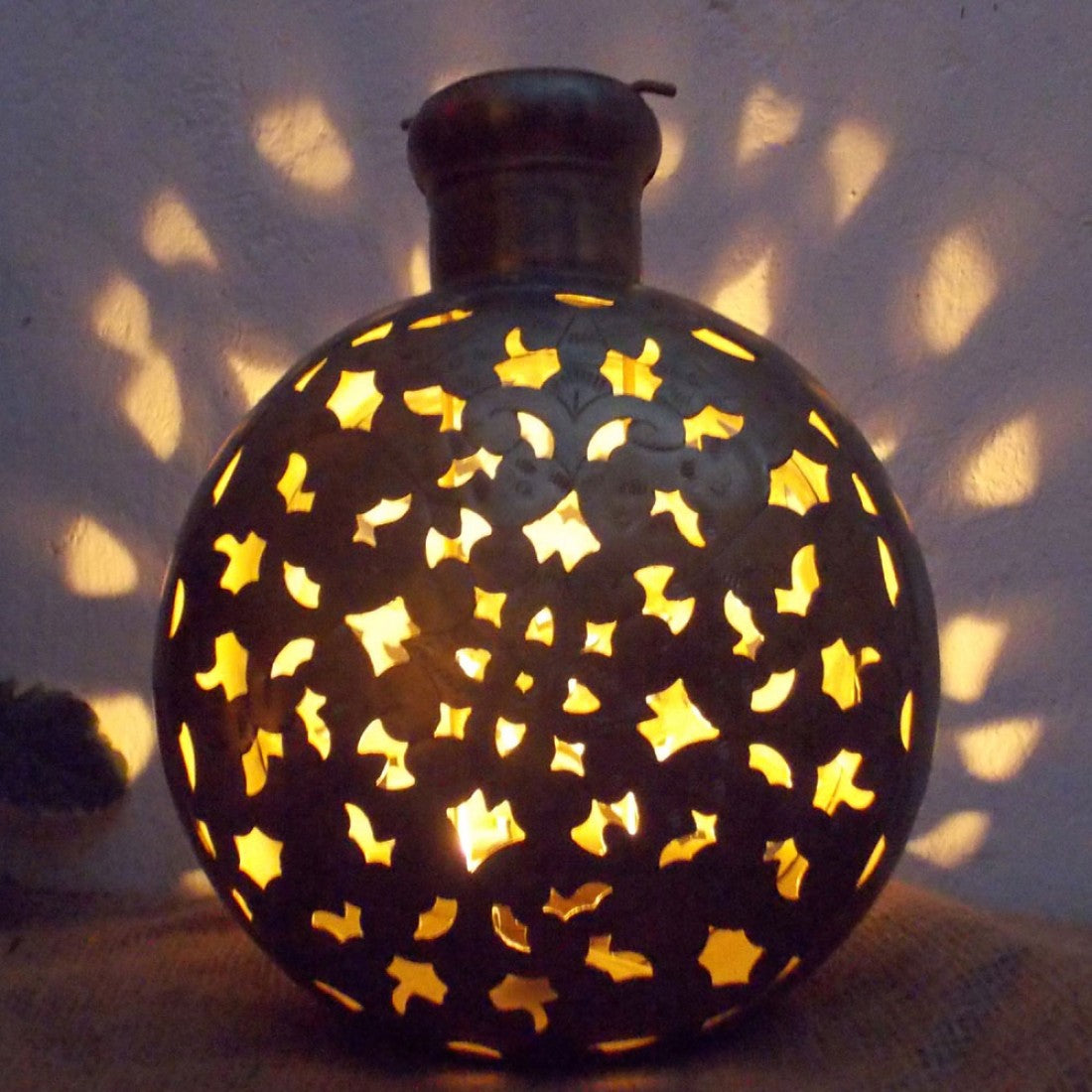 Iron Pot Golden Finish Kudia