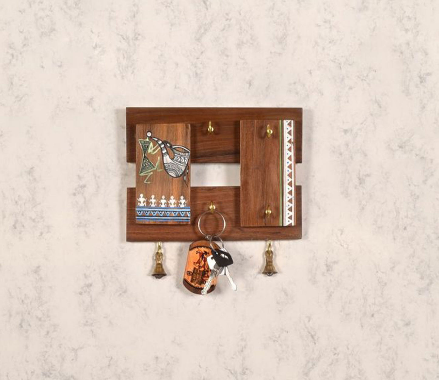 Udaipur Handicrafts Wood Rhythmic Melodies Key Hanger