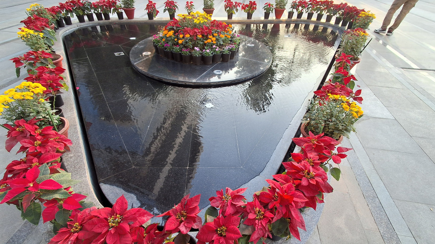 Udaipur Handicrafts Granite Fountain and Garden Decor for Home, Offices, Mall, Garden and public places