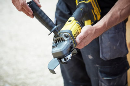 STANLEY FATMAX SCG400-B1 20V 2.0Ah 100mm Cordless Brushed Grinder for Mechanic, Tradesmen & Professional Use, Batteries Not Included, 2 Year Warranty, YELLOW & BLACK