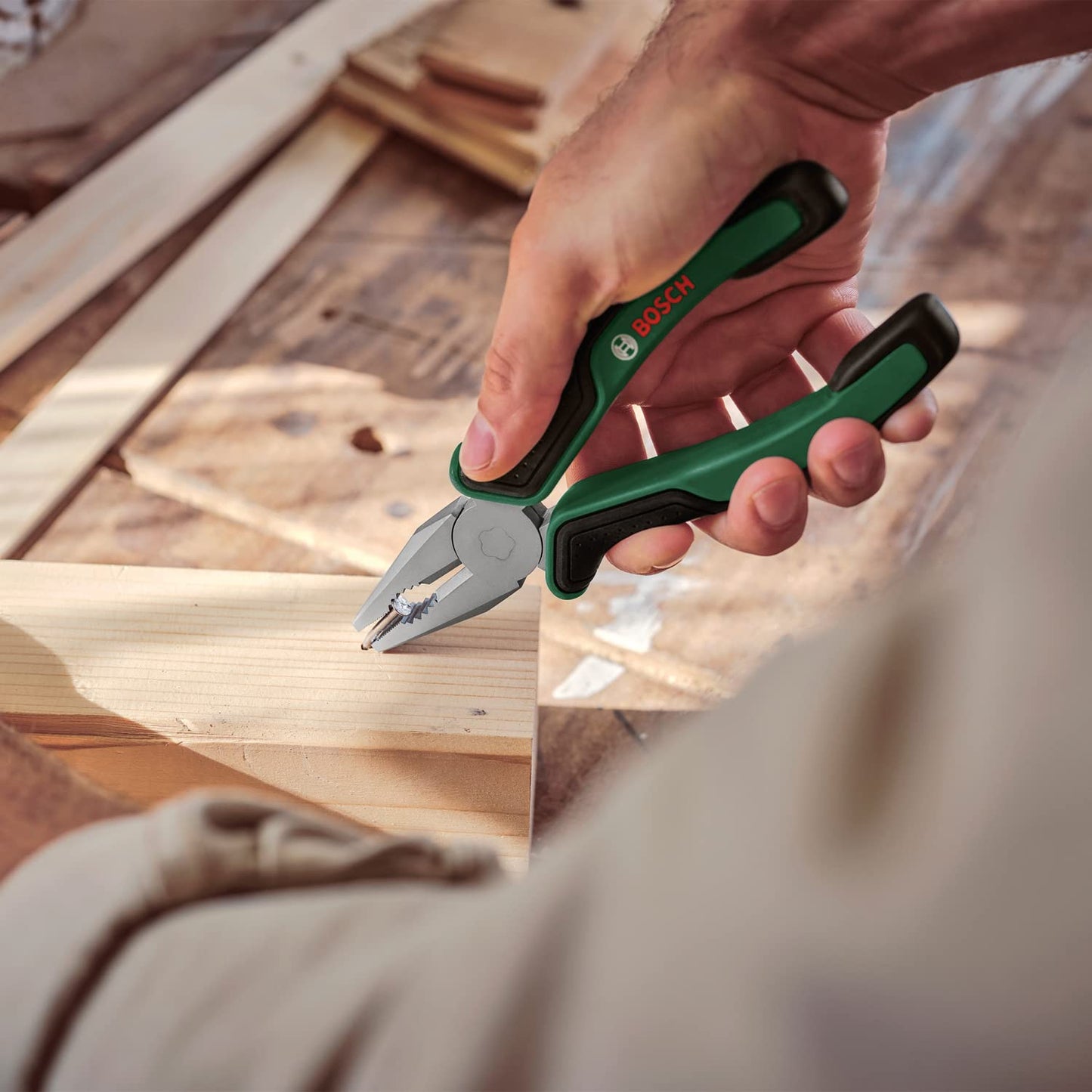 BOSCH Combination Pliers 180mm (7") | Versatile for Gripping, Cutting, Twisting, Bending | Durable Carbon Steel | Ergonomic Anti-Slip Handles | Precision-Machined Jaws for Clean Cuts