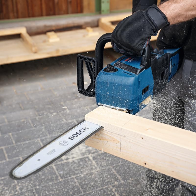 BOSCH GKE 18V-40 Cordless Chainsaw (Solo Tool) | Brushless Motor | OptiCut Tech | 36cm Cutting Length | 40cm Bar | 150ml Oil Tank | Without Battery & Charger