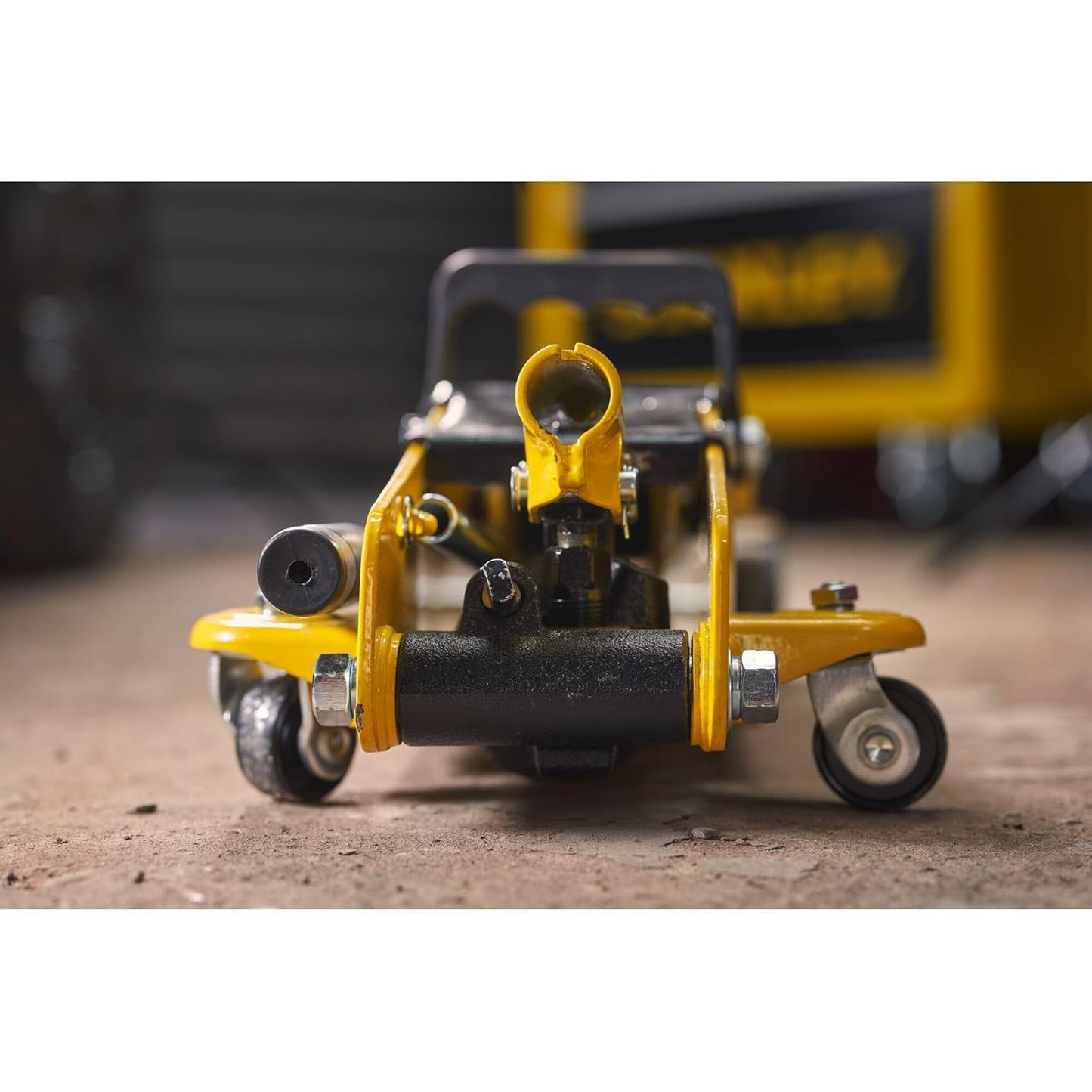 STANLEY STMT81251-1 2T Hydraulic Floor Jack