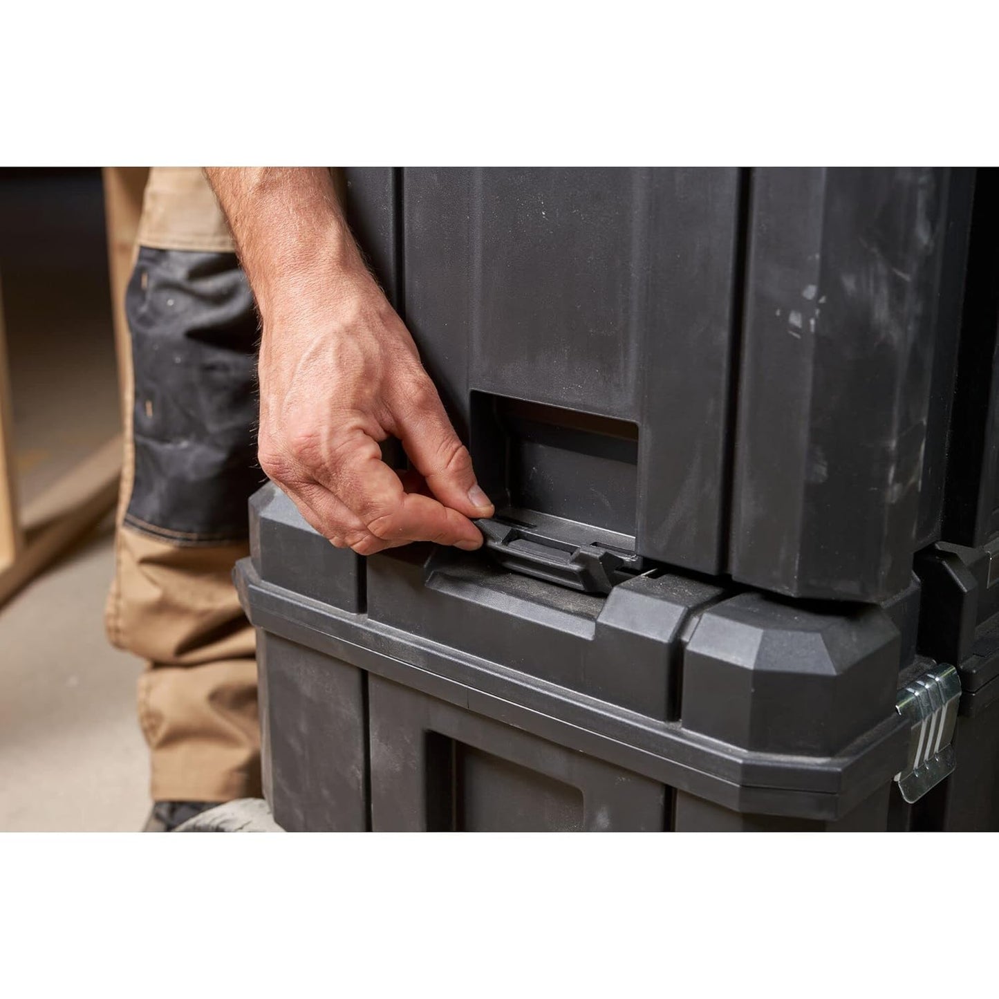 STANLEY FATMAX FMST1-75753 PRO-STACK™ Mobile Storage Box, 50 Kg Weight Capacity, Anti-Rust Metal Latches & Hinges, 7'' Durable Wheels,Telescopic Handle, Padlock Eye For Security, 100x51.2x43.5 cm