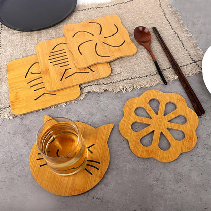 Udaipur Handicrafts Openwork Wooden Coasters for Hot Dishes, Pot, Bowl, Teapot, Pack of 4 (Random Pattern)