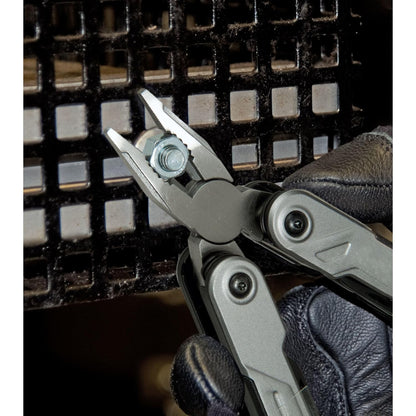 STANLEY FATMAX FMHT0-72414 16-in-1 Multi-tool, Bi-Material Handle, Durable, Robust - Includes Pliers, Blades, Scissors, File, Screwdrivers, Carabiner, Ruler & Bottle/Can Opener
