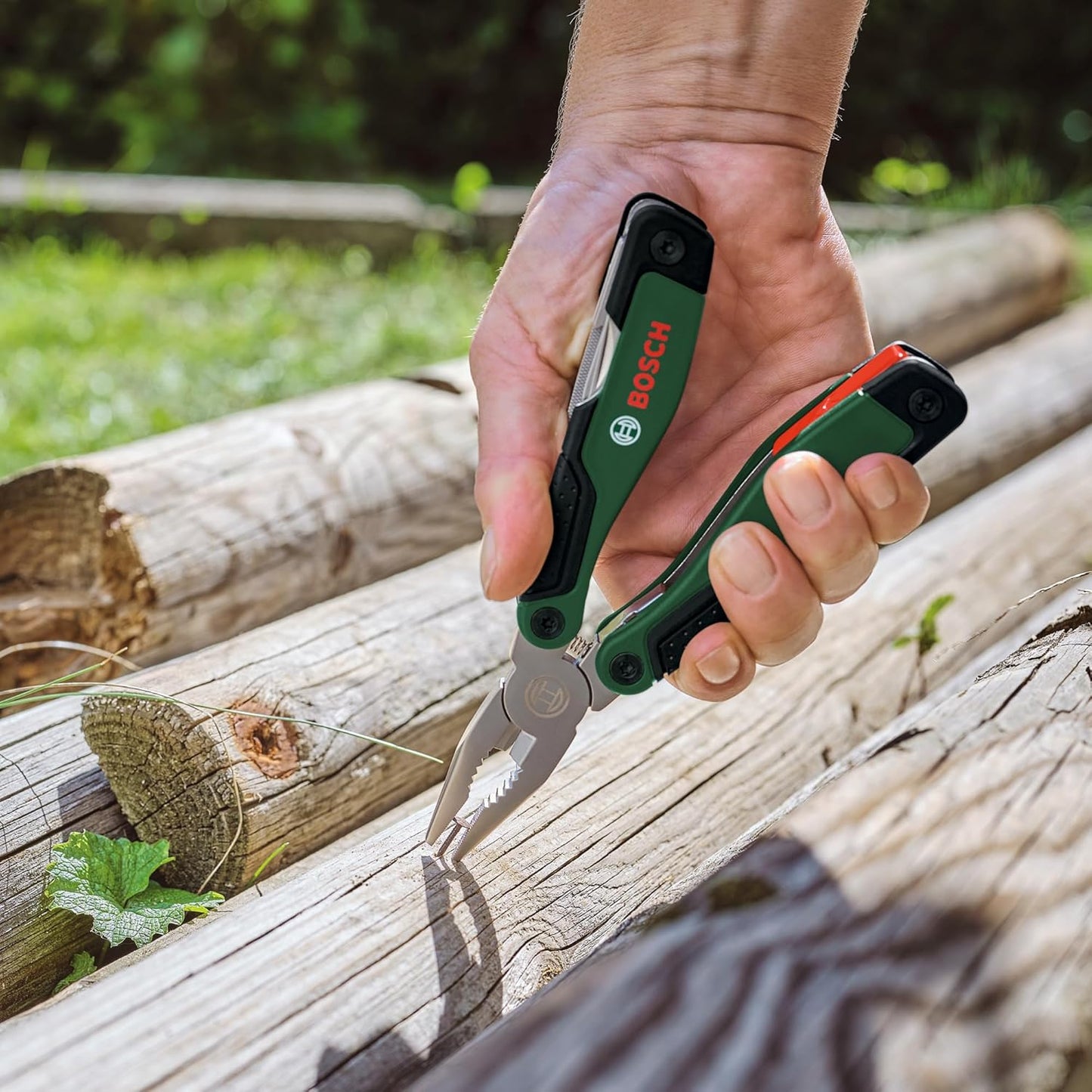 BOSCH 13-in-1 Multitool | All-in-One Versatility for Cutting, Screwing, Opening & Gripping | Durable Premium-Grade Construction for Heavy-Duty Use | Ergonomic, Non-Slip Grip for Comfort & Control