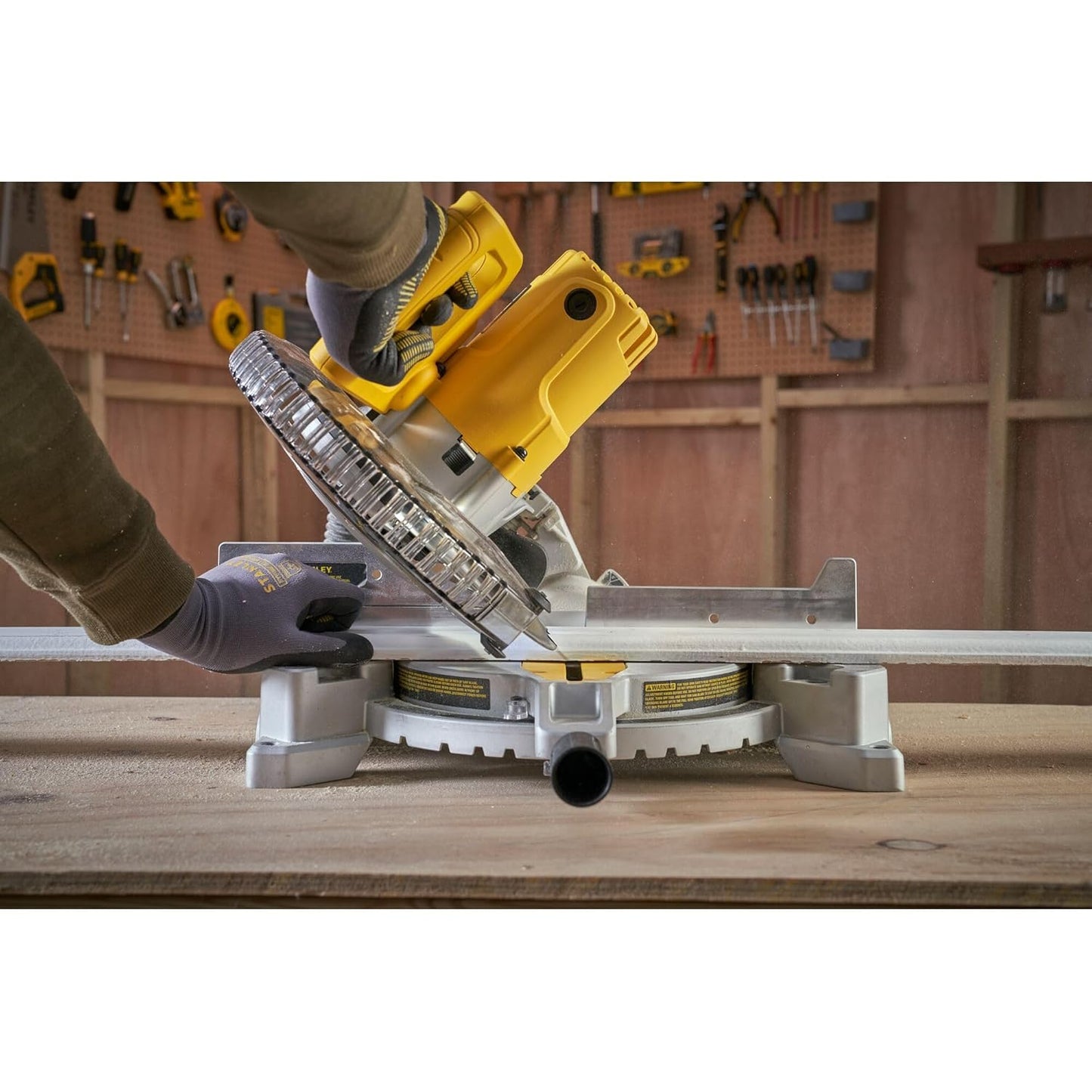 STANLEY SM16-IN 1650W 10" Compound Mitre Saw, 4800 RPM, Compact Size and Lightweight 254mm Blade Diameter+ 1 Year Warranty, (Yellow and Black)