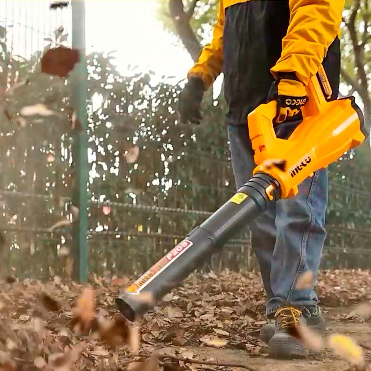 INGCO Wireless Blower, 15000 RPM, Powerful Blowing, for Workshop & Lawn Cleaning, Car Cleaning, Dust Cleaning, Gardenging Works