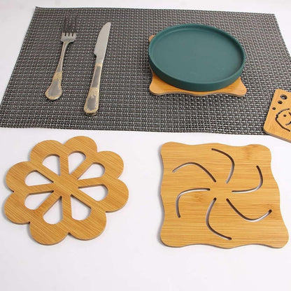 Udaipur Handicrafts Openwork Wooden Coasters for Hot Dishes, Pot, Bowl, Teapot, Pack of 4 (Random Pattern)