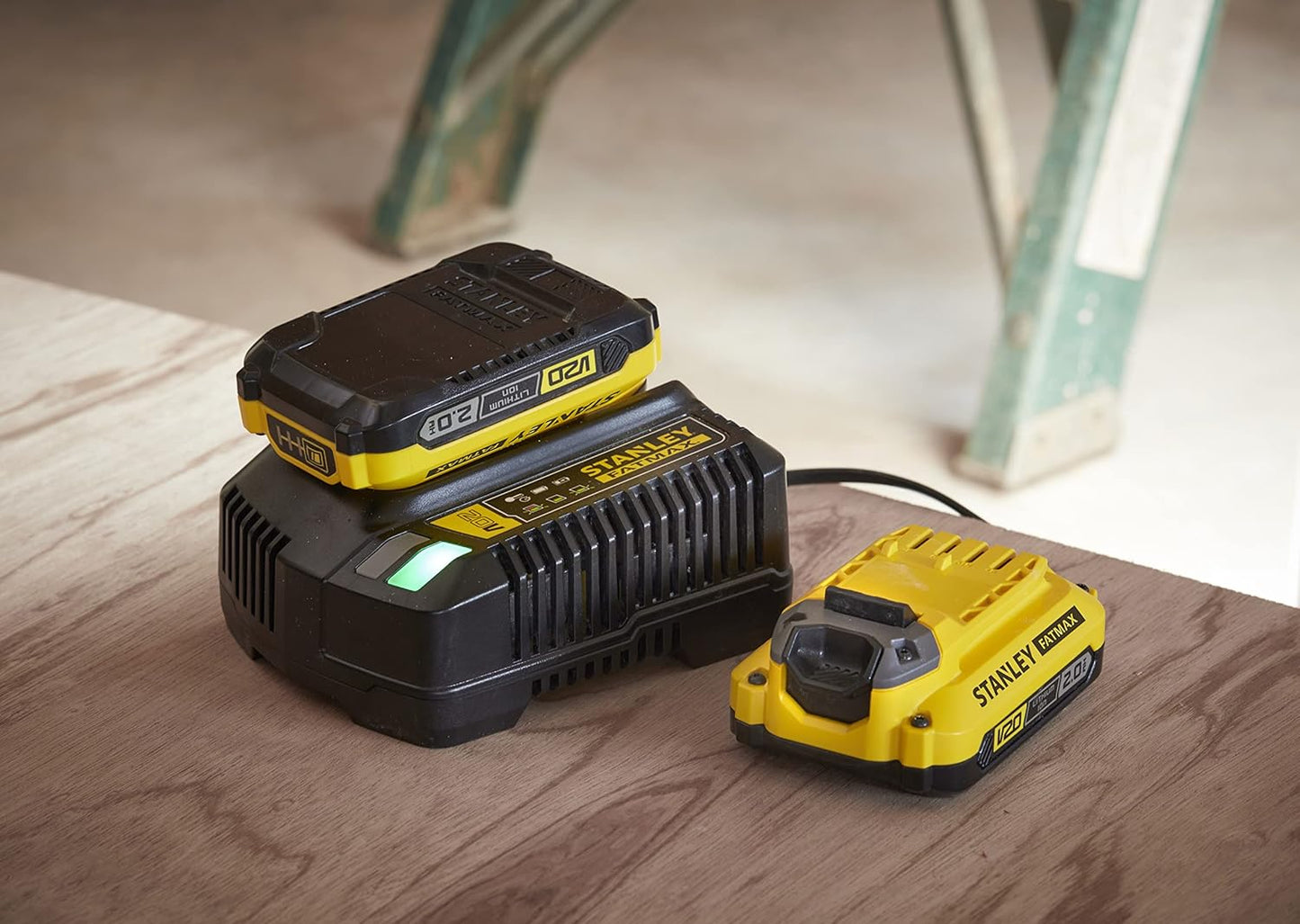 STANLEY FATMAX SBI810D2K-B1 20V 2.0Ah 6.35 mm Cordless Brushless Impact Driver With 2x2.0Ah Li-ion Batteries & 1pc Charger