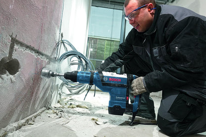 BOSCH GBH 8-45 DV Corded Electric Rotary Hammer with SDS Max | 1500 W, Turbo Power Function | Rated Speed 0-305 RPM | Impact Rate 1380 – 2760 BPM, Energy 12.5 J| Speed Selection | 1 Yr Warranty