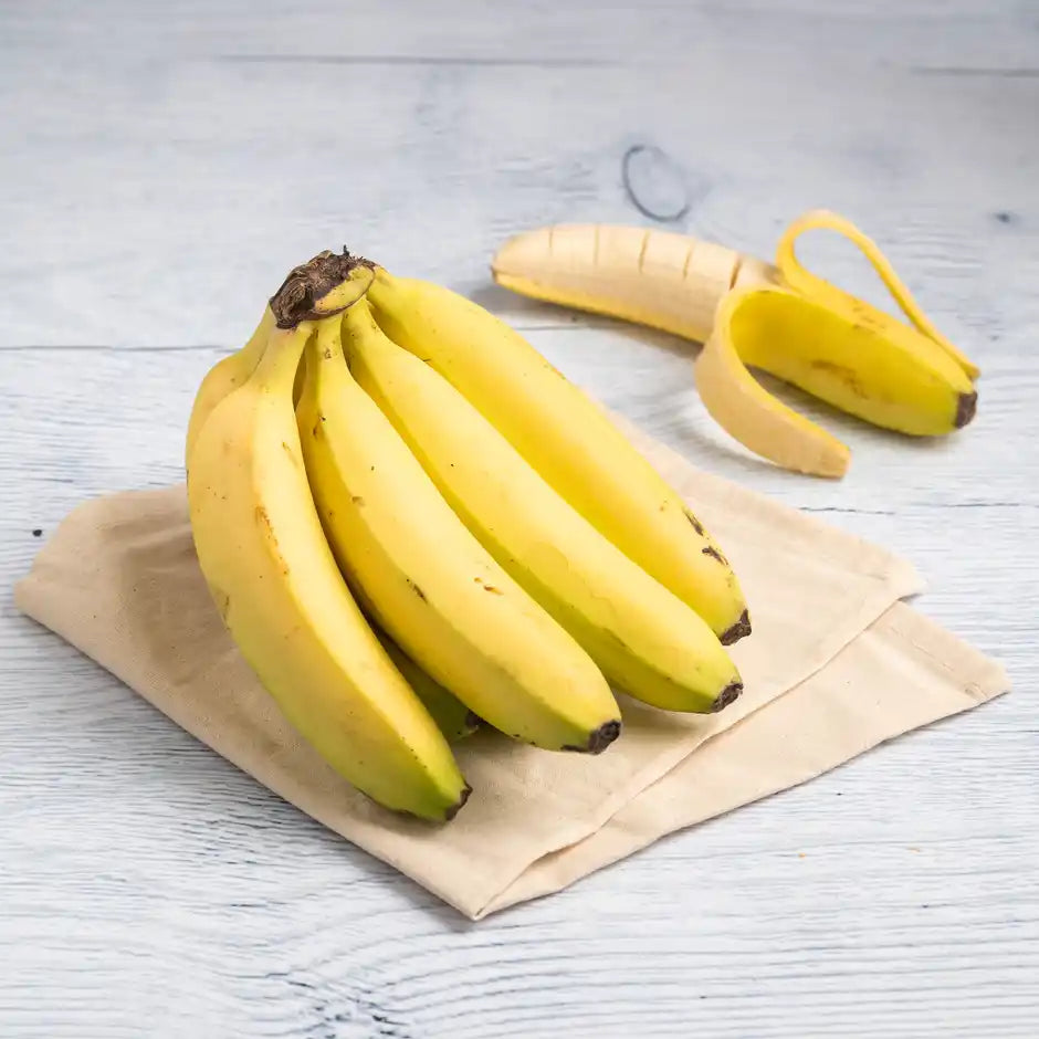 Premium Fresh Banana Robusta (Pack of 4 Pcs) – Naturally Sweet, Nutrient-Rich, and All-Natural Fresh Fruit
