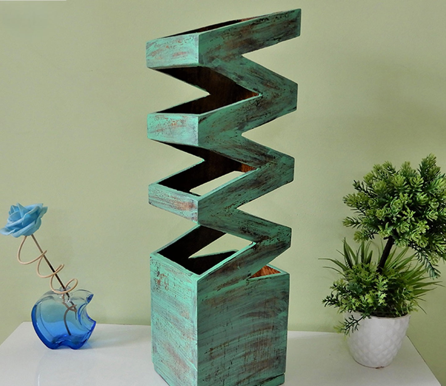 Udaipur Handicrafts Mint Green Distress Finish Wooden Zig Zag Table Lamp