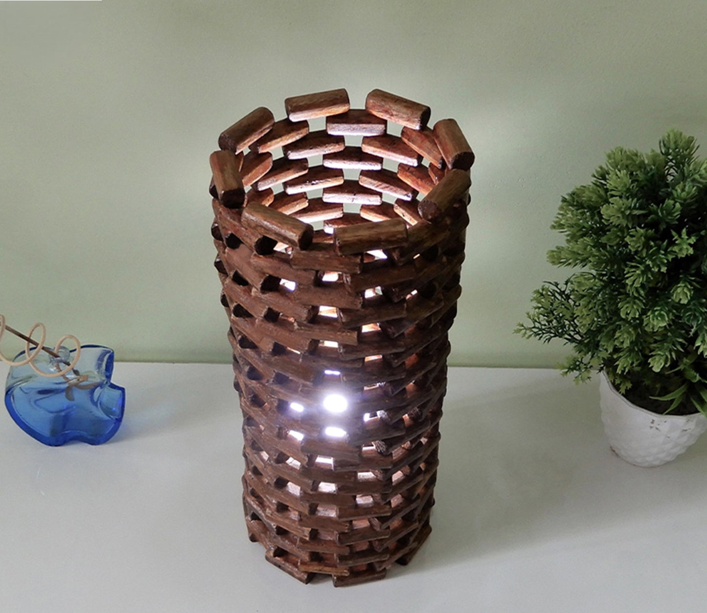 Udaipur Handicrafts Natural Wood Handmade Designer Dowel Table Lamp