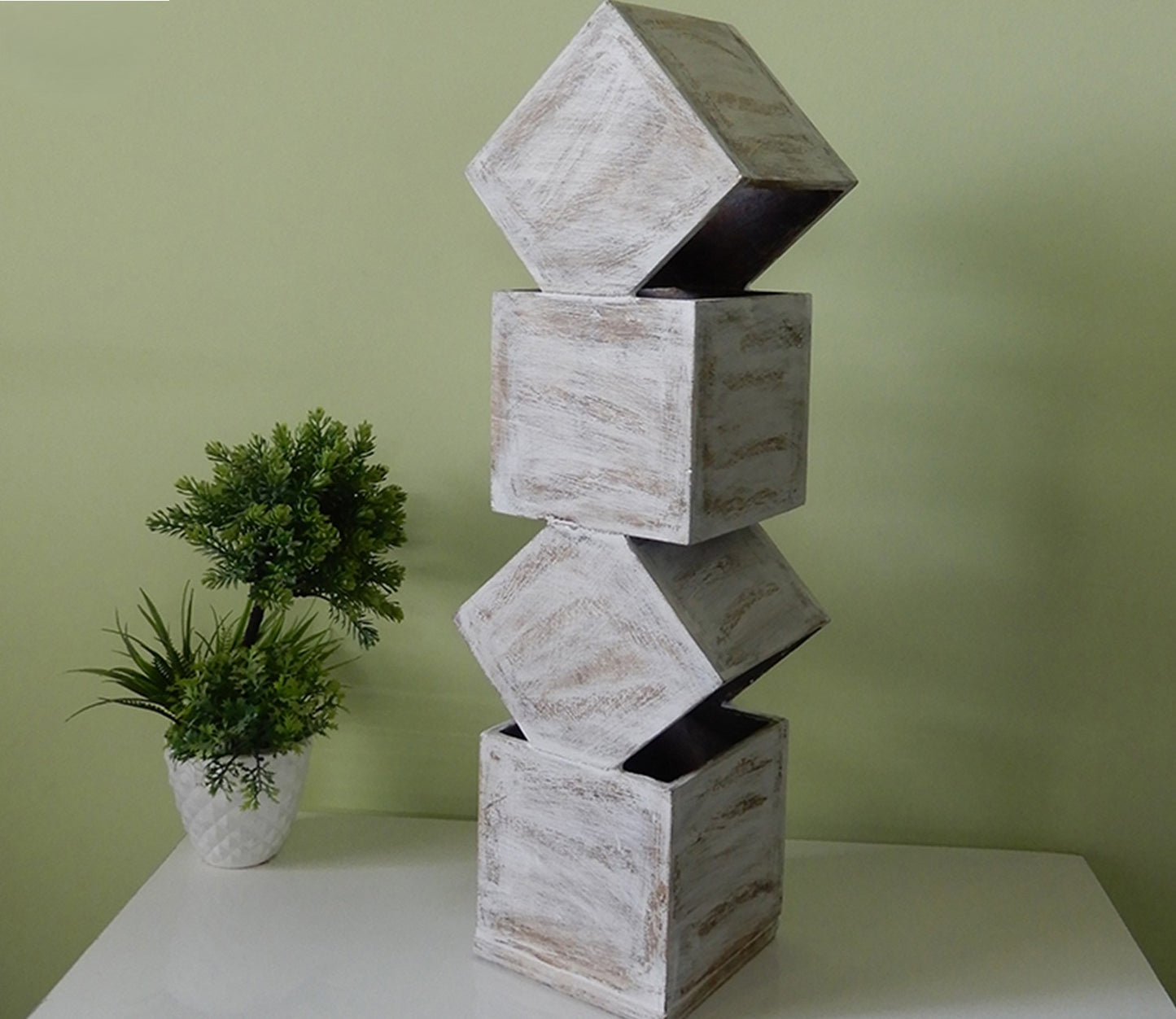 Udaipur Handicrafts White Distress Finish Wooden Box Over the Box Table Lamp