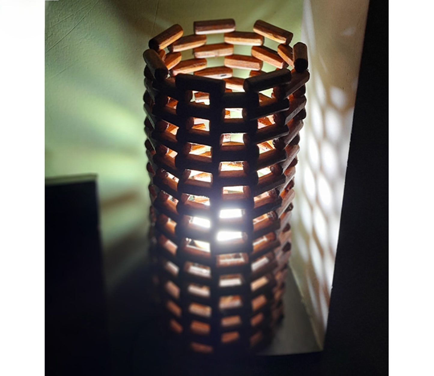 Udaipur Handicrafts Natural Wood Handmade Designer Dowel Table Lamp