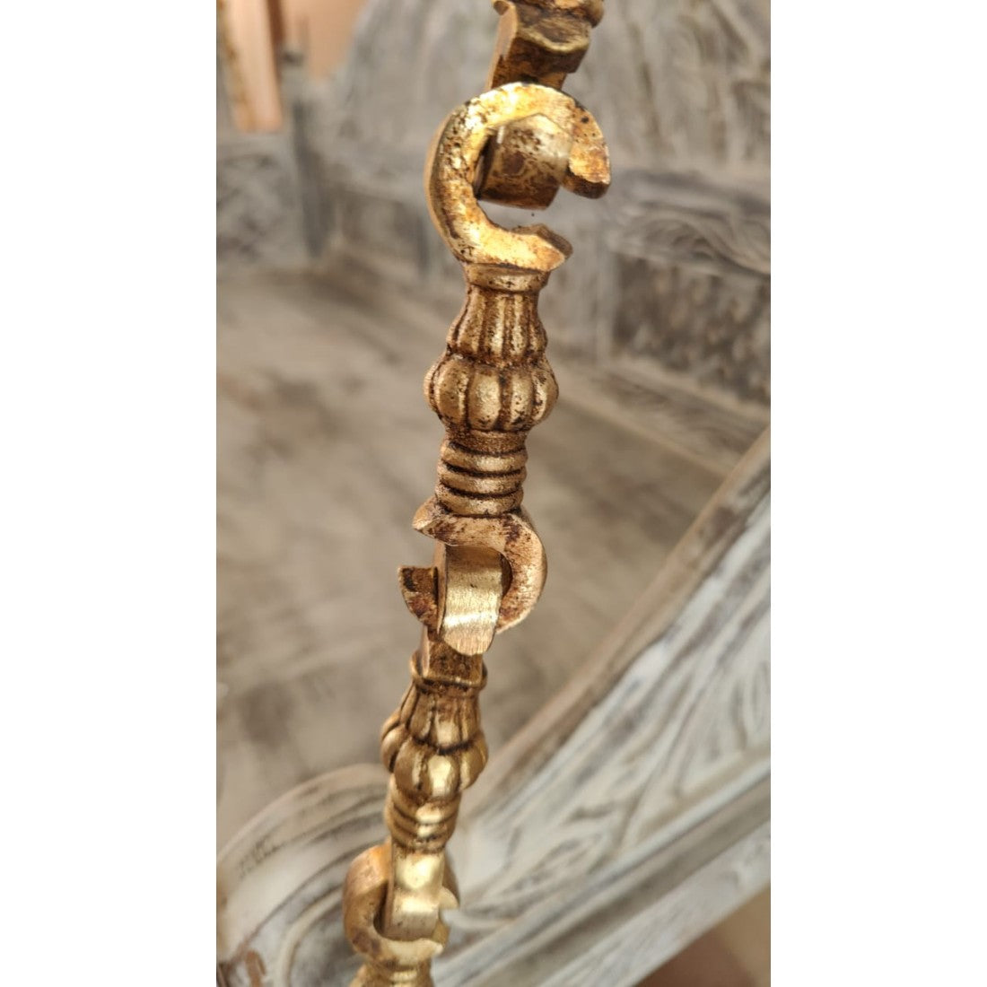 Distressed White Swing Jhula With Metal Chain