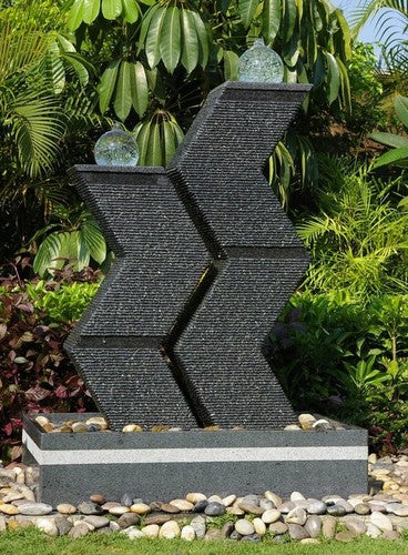 Udaipur Handicrafts Black Granite Fountain for home decor