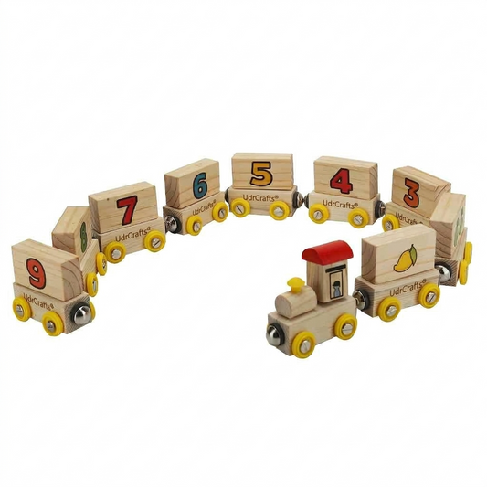 UdrCrafts® Wooden Number Magnetic Train for Learning Numbers 1 to 9 Toy Set for Kids 2 to 6 Years in Age - Stem interactive Educational Learning Toy, Birthday Gift (2-6 Years Boy/Girl)